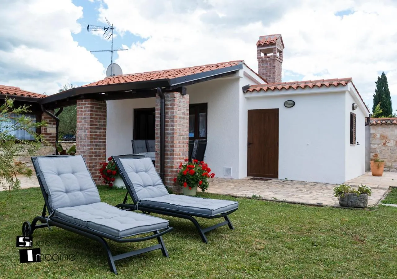 Charming Stone Cottage By The Sea Umag