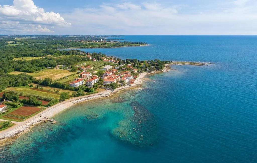 Nyaraló Charming Stone Cottage By The Sea Umag